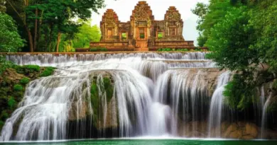 Top Attractions Around Pakse: Bolaven Plateau Waterfalls, Wat Phu Ruins, and Pakse Night Market Explained