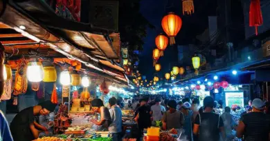 What to Eat After Dark: Top Night Bites and Street Food to Try at Vientiane Markets