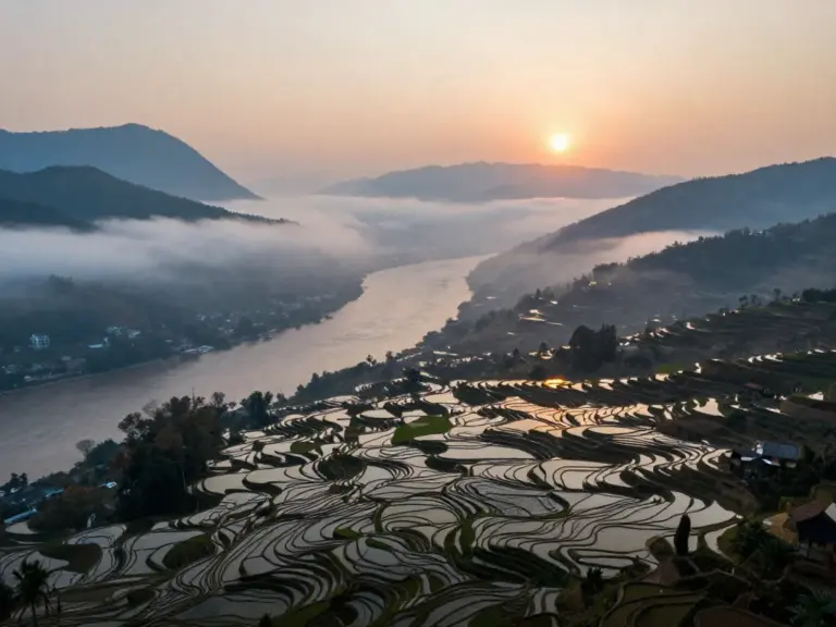Top Viewpoints and Scenic Stops: Where to Capture Misty Mountains, Mekong Vistas, and Sunrise Over Rice Terraces