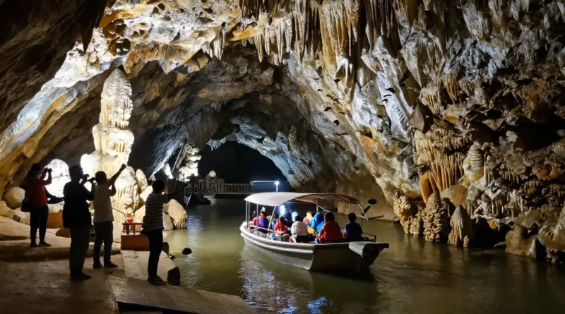 What to expect on the boat tour through the underground river: tour duration, cave formations, wildlife sightings, photography tips, and accessible routes for families